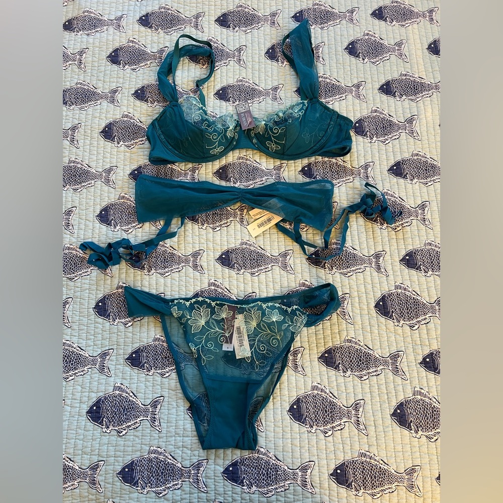 Adore me lingerie set